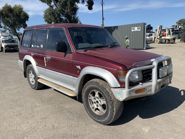 Mitsubishi pajero 92 года