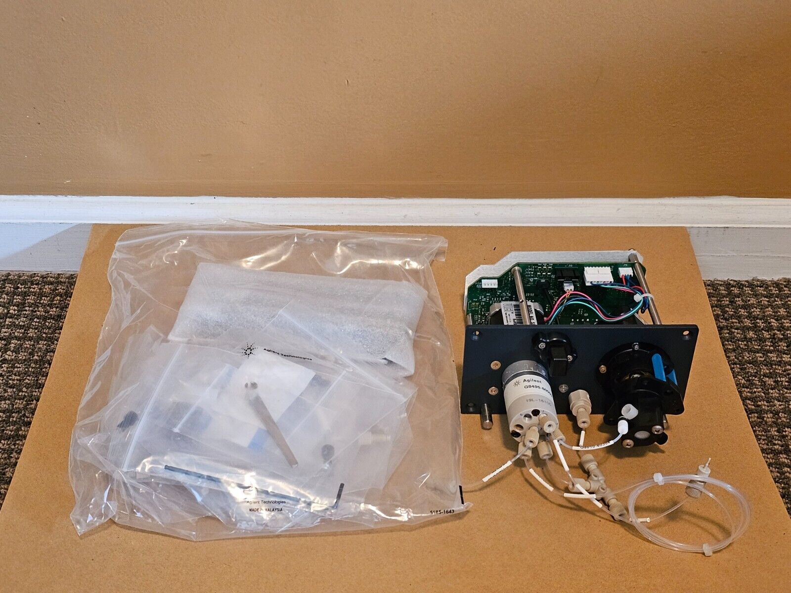 Agilent G8456A G8495-60000 AVS 7 Switching Valve 5800/5900 Agilent G8456A G8495-60000 AVS 7 Switching Valve 5800/5900