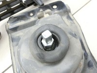 Chrysler Grand Voyager V Ersatzradhalter Reserveradhalter Chrysler Grand Voyager V 09.09.2011 05109667AB gebraucht Vorschau 7