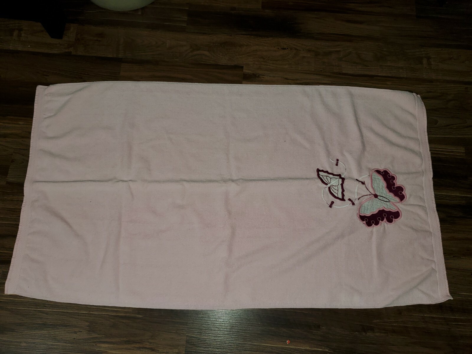 VTG FIELDCREST TOWEL SET Pink Embroidered Butterflies 1 Bath 3 Hand 1 Washcloth