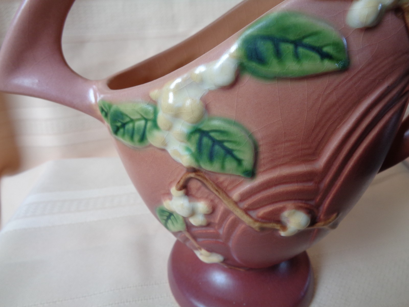 Roseville Vase Snowberry USA 1BK-8