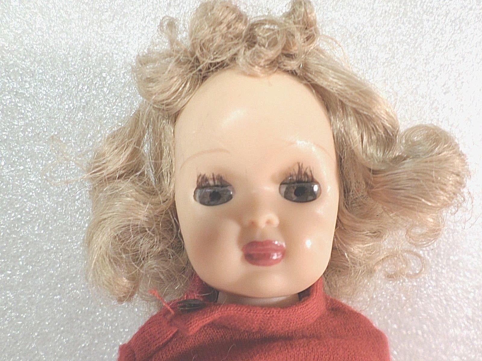 Vintage Terri Lee Doll ~ 10 inches tall ~ Sleep eyes~ Tagged Outfit~Walker Doll
