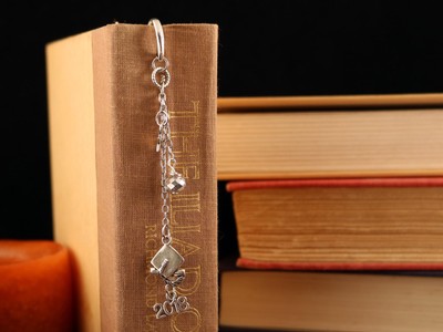 Grad 2018 Bowed Scroll Bookmark Tibetan Silver Grad Cap, 2018, Star & Swarovski