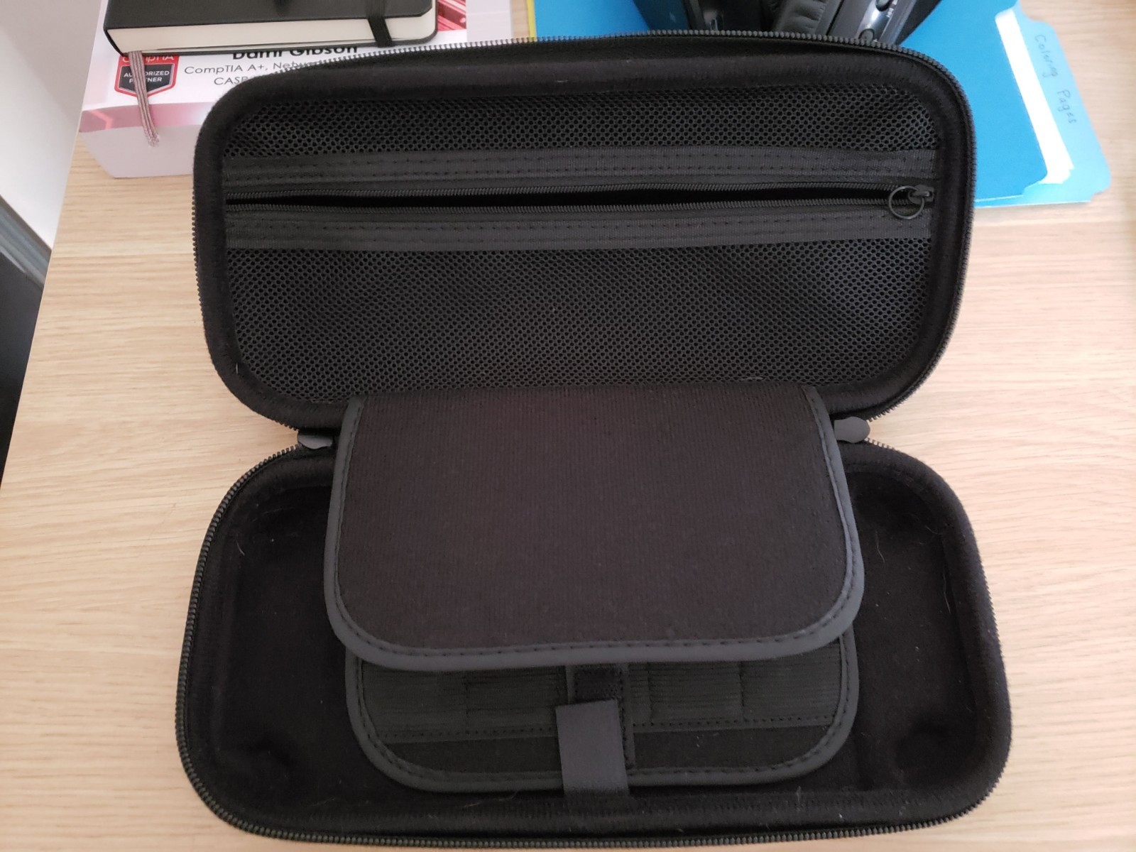 [Large Model] ButterFox Hard Case Stand for Nintendo Switch, Black