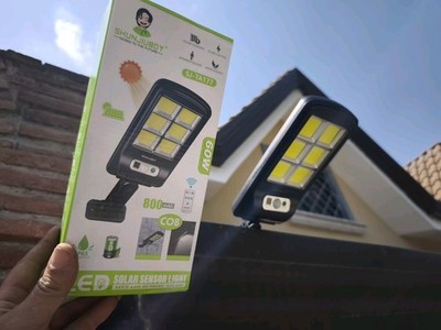 Foto dell'oggetto di un acquirente verificato