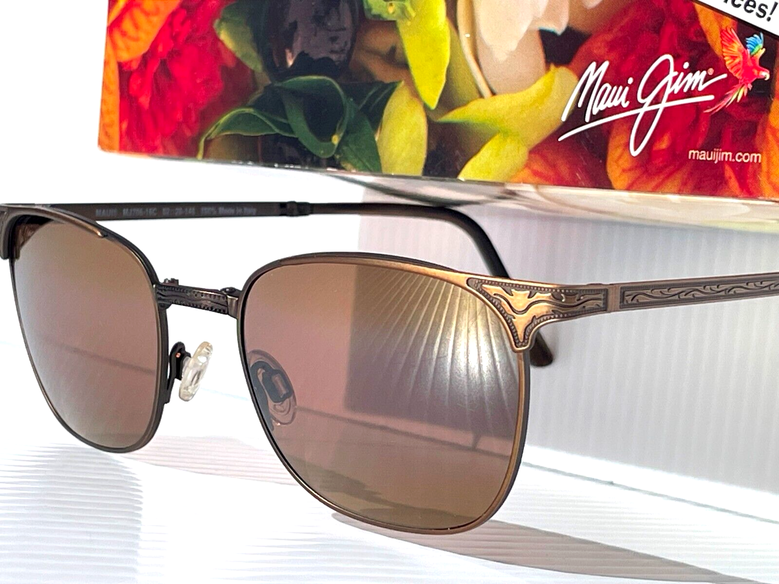 Pre-owned Maui Jim Stillwater Gold Engraved Polarized Bronze Folding Sunglass H706-16c In Brown