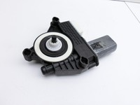 BMW F40 M135i 19-25 5T Fensterhebermotor Links Vorne BMW F40 M135i 19-25 16.03.2021 3550261 61355A02D61 CMOA0750L... Vorschau 2
