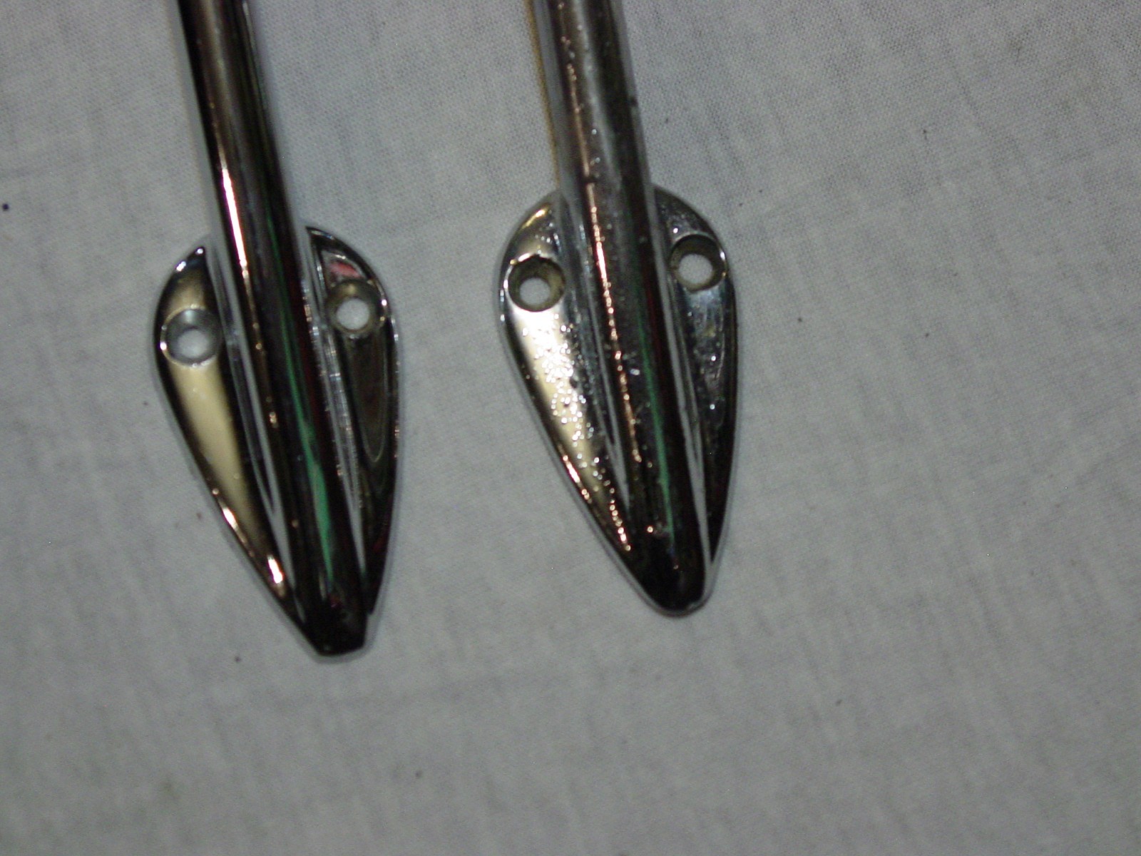 ONE PAIR (2) USED VINTAGE NAUTICAL BOAT CHROME BRASS PULLS HANDLE CLEAT GRAB BAR