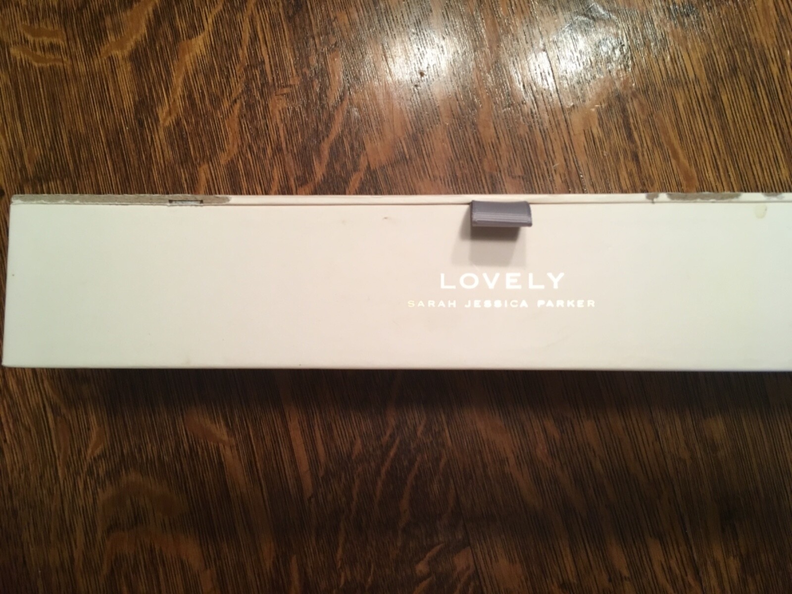 Sarah Jessica Parker Lovely Stationery Set of 14 Note cards,Envelopes ,Pen Gift