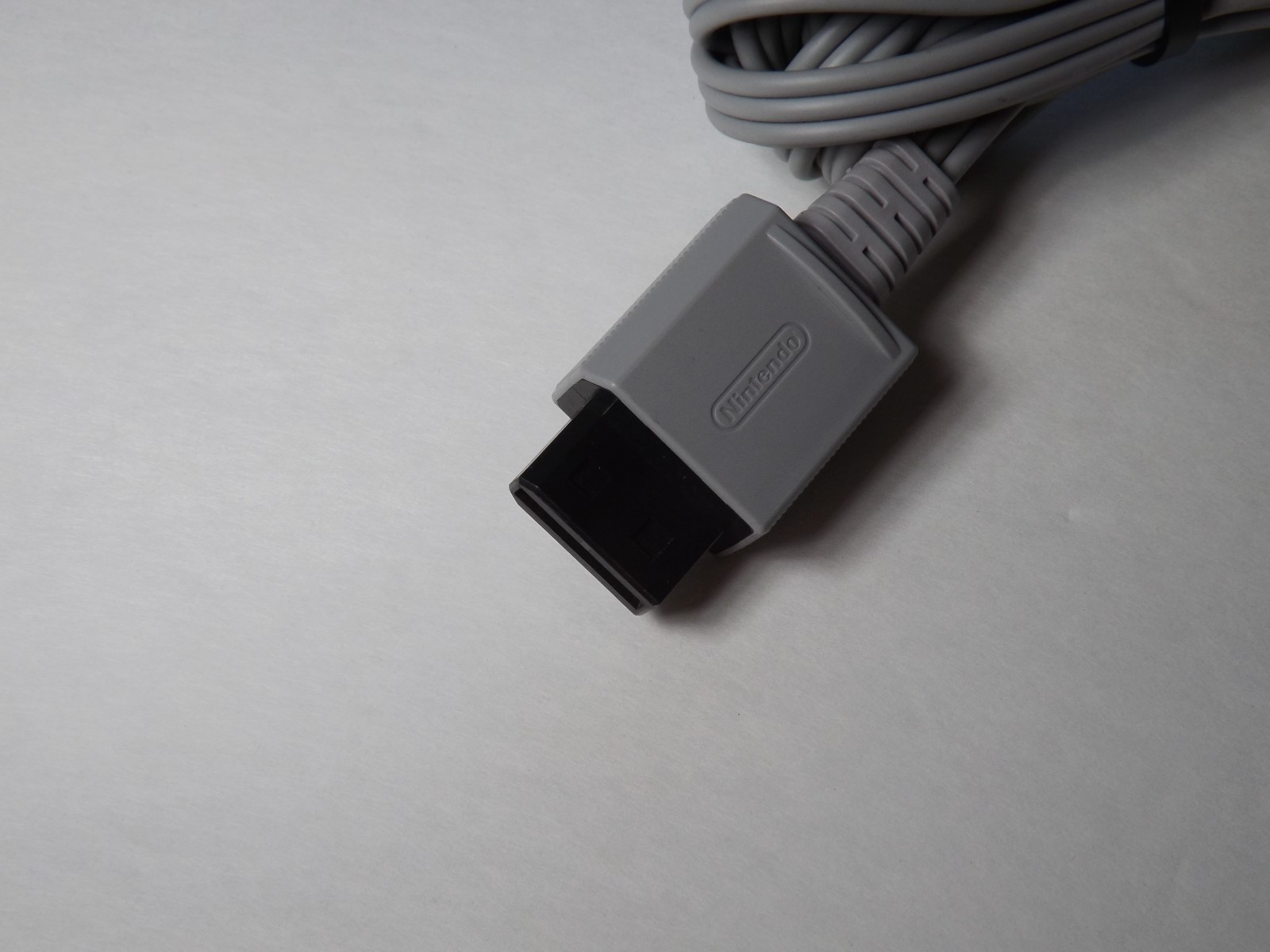 Official nintendo Brand Wii AV Cable Audio Video Cord Genuine 93