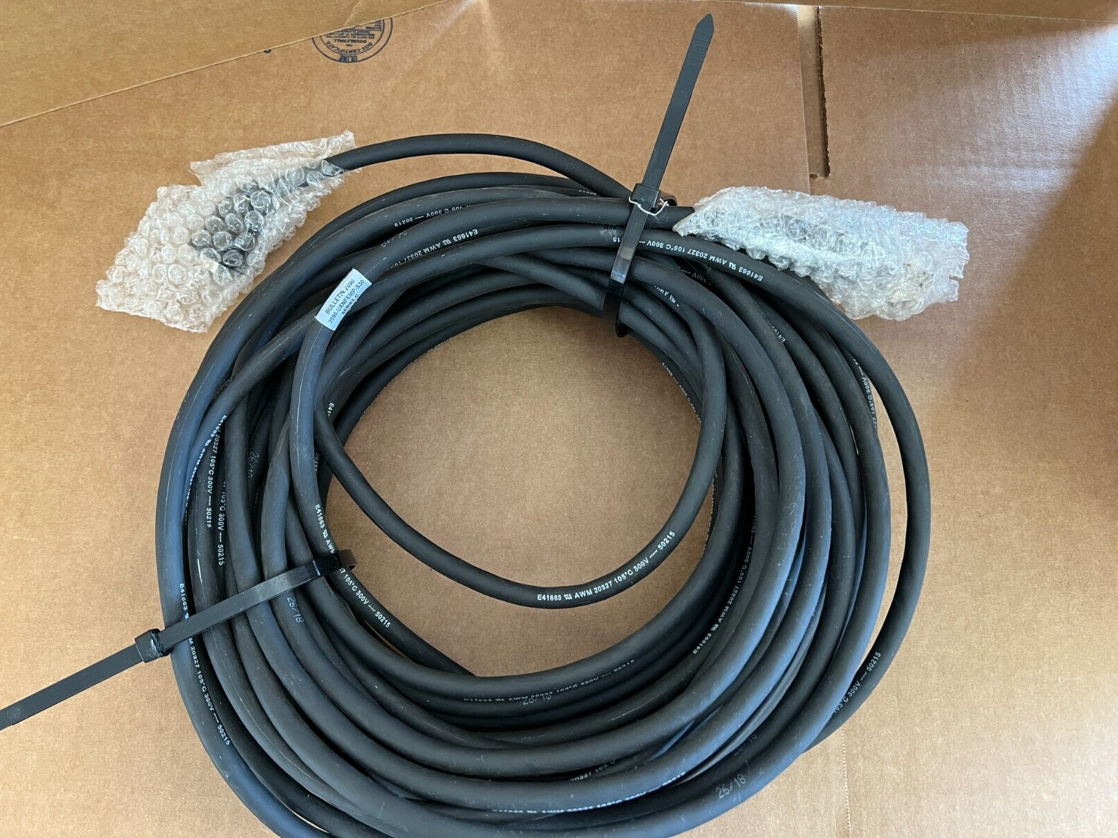 ALLEN BRADLEY, 2090-UXNFBMP-S30, SERIES C, FEEDBACK CABLE ALLEN BRADLEY, 2090-UXNFBMP-S30, SERIES C, FEEDBACK CABLE