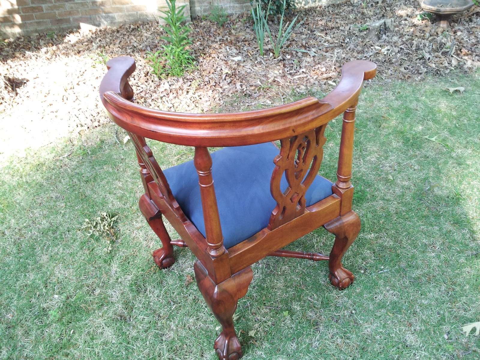 Lovely Mahogany Chippendale Corner Chair