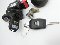 Dacia Sandero II B52 17-20 Schliesszylinder Zündschloss 1x Schlüssel Schliessanlage Tankverschluss Dacia Sandero II... Vorschau 6