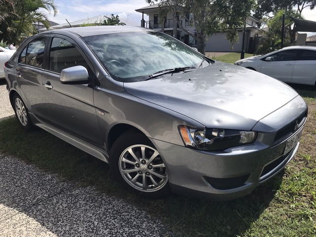 Mitsubishi lancer lx