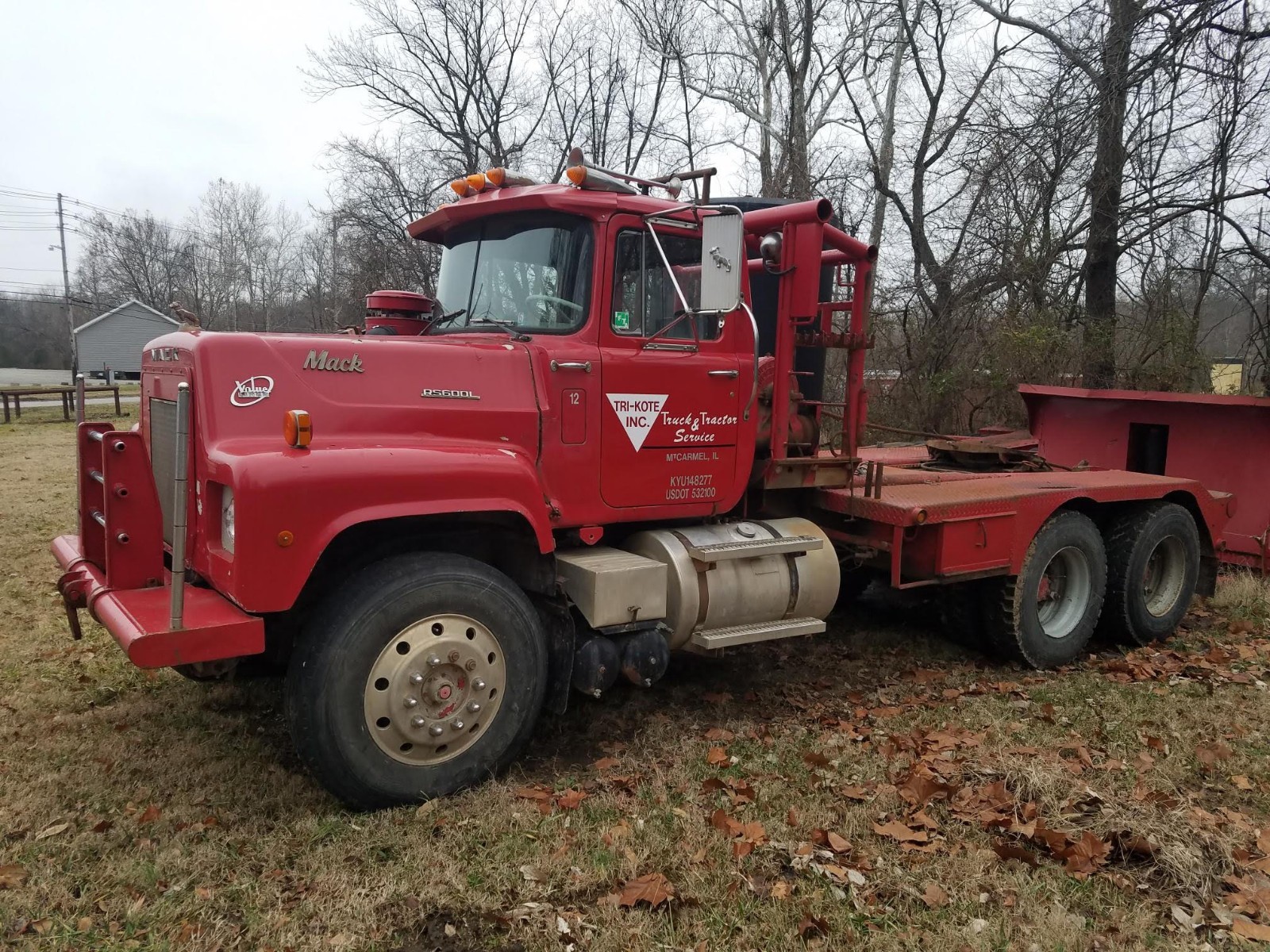 Mack R Model Winch Truck With Winch Loadable Dump Bed
