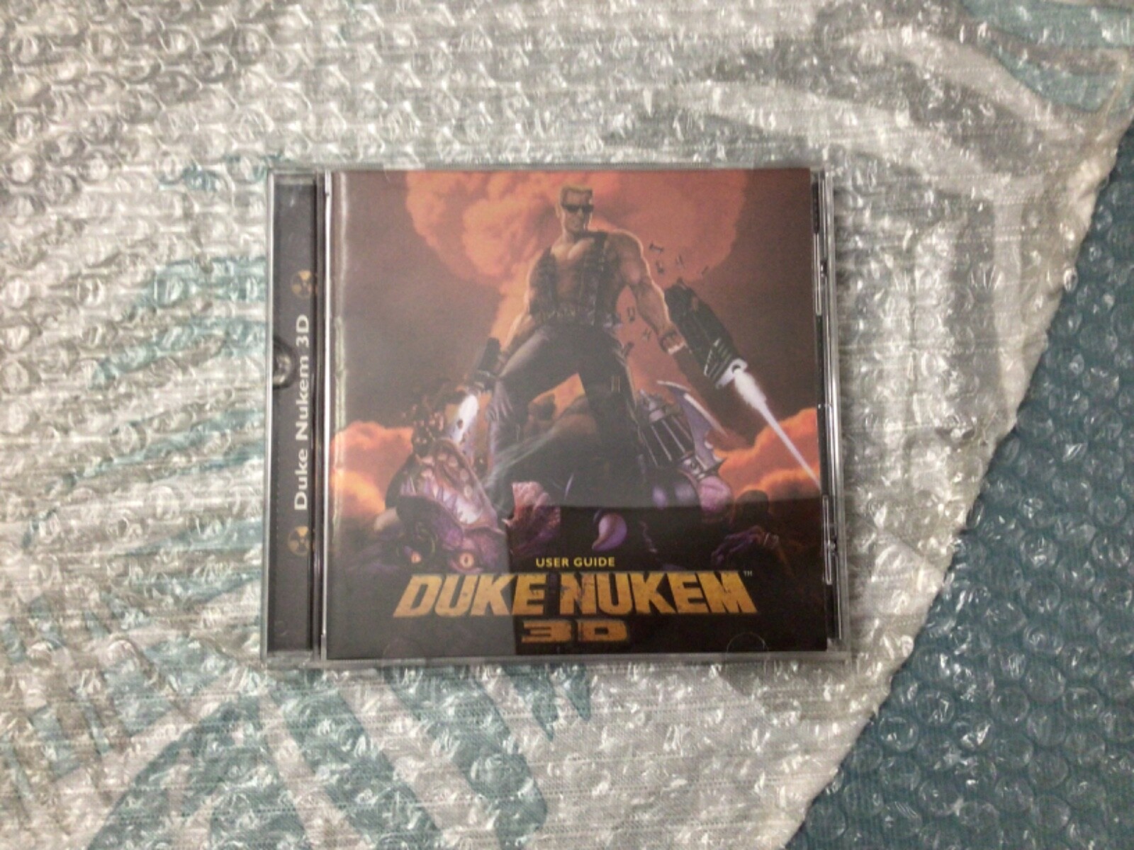 DUKE NUKEM 3D 日本語マニュアル付き レトロPCゲーム DUKE NUKEM 3D 日本語マニュアル付き レトロPCゲーム Duke Nukem