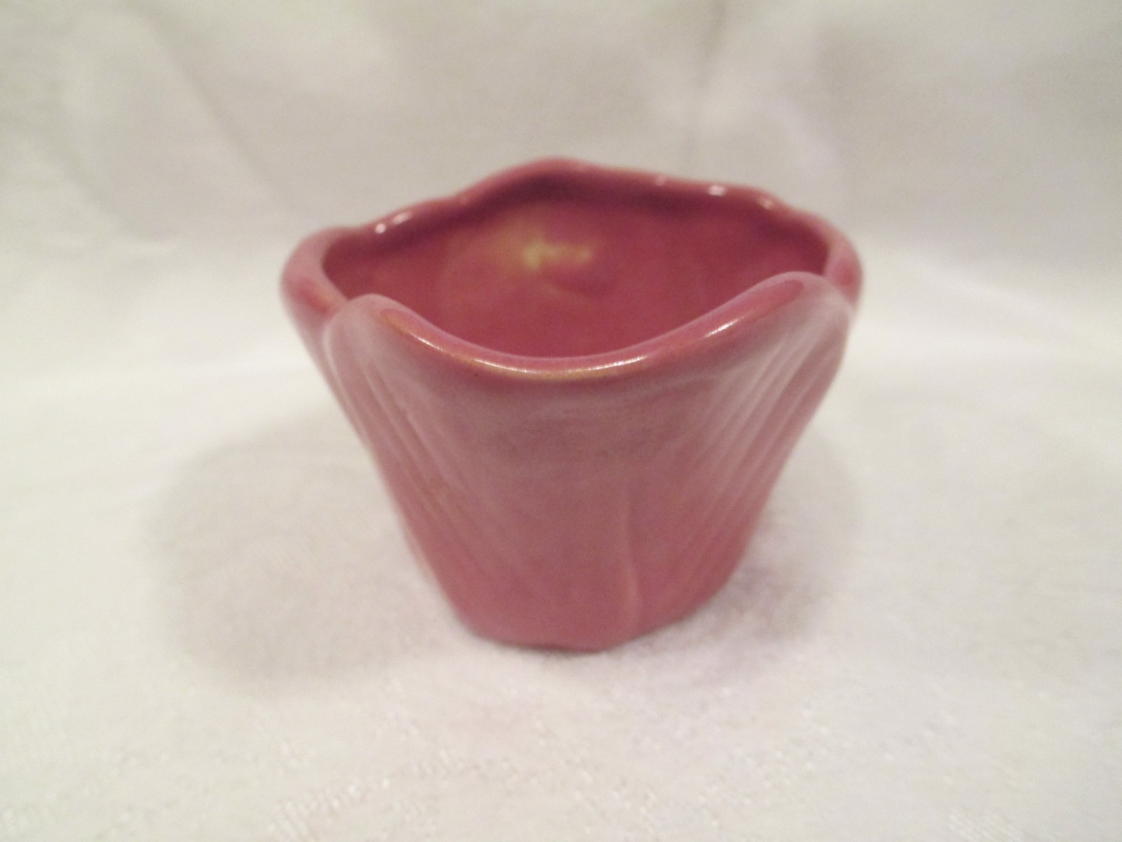 Rosemeade Small Miniature Flower Petal Pitcher Creamer