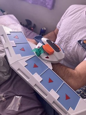 【ほぼ未開封】デュエルディスク　遊星Ver.DX DUEL DISK 2010 ほぼ未開封】デュエルディスク 遊星Ver.DX DUEL DISK 2010
