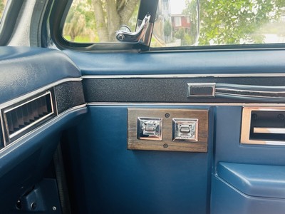 image 3 of interior