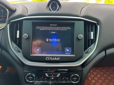 image 12 of interior