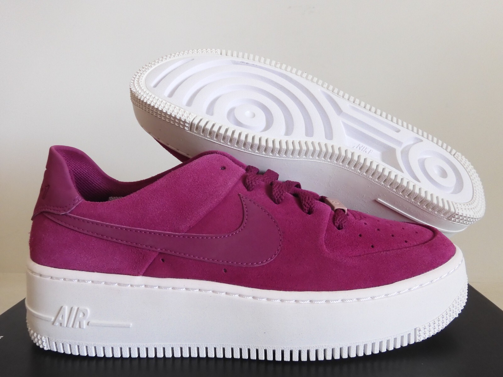WMNS NIKE AIR FORCE 1 AF1 SAGE LOW TRUE BERRY PURPLE SZ 8.5 WMNS NIKE AIR FORCE 1 AF1 SAGE LOW TRUE BERRY PURPLE SZ 8.5