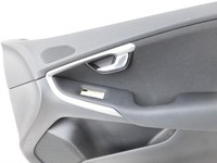 Volvo V40 525 12-16 Kombi Türverkleidung Türpappe Rechts Vorne Volvo V40 525 12-16 01.01.2013 8632741 31435213 gebraucht Vorschau 4