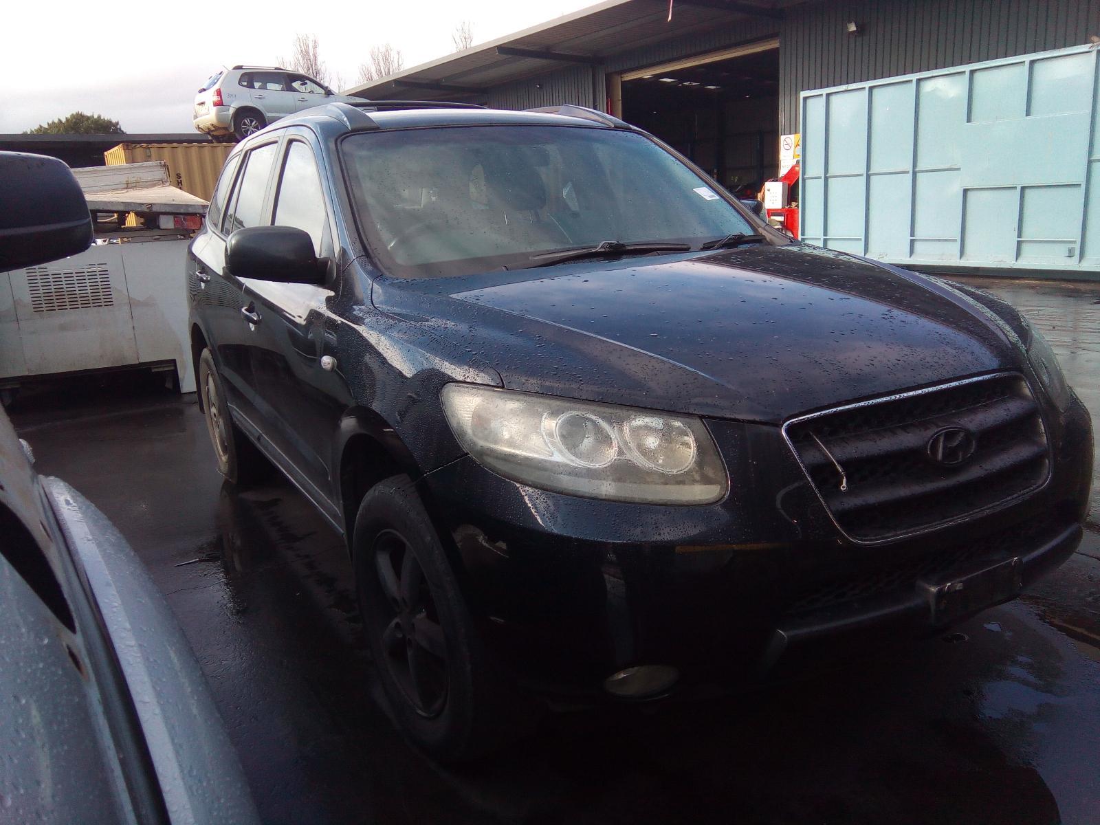 HYUNDAI SANTA FE CM 11/2005-06/2012 TAILGATE NON SPOILER TYPE - thumbnail 3