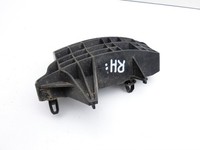 Avensis T27 15-18 Lim Halter Träger Aufnahme Führung für Stoßstange Recht Hinten Avensis T27 15-18 20.01.2016 gebraucht Vorschau 2