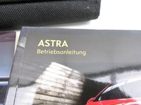 Opel Astra K B16 15-19 Serviceheft Betriebsanleitung Anleitung Bordmappe Opel Astra K B16 15-19 09.05.2017 gebraucht Vorschau 4