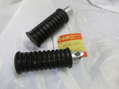 NOS Suzuki T500 Front Foot Peg Pair New  43550-16400