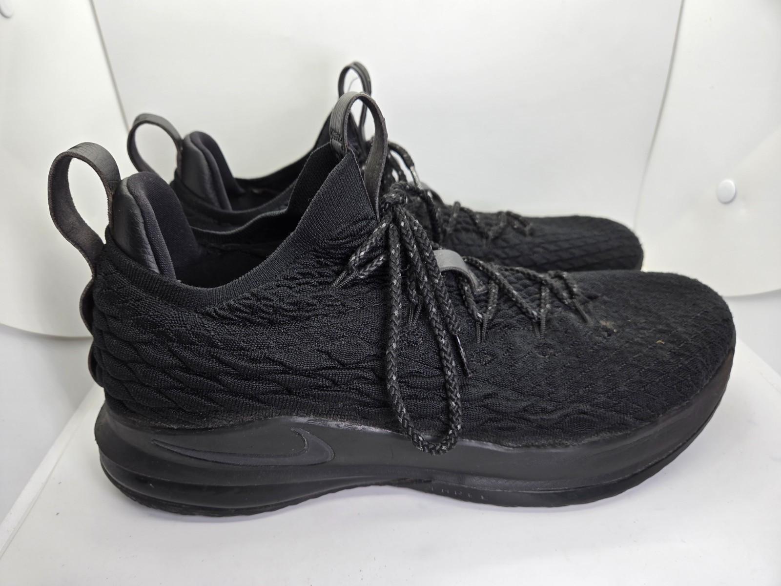 NIKE - NIKE ナイキ LEBRON XⅤ low EP レブロン 15 Nike Lebron XV Low EP White / Metallic Silver - Apr 2018