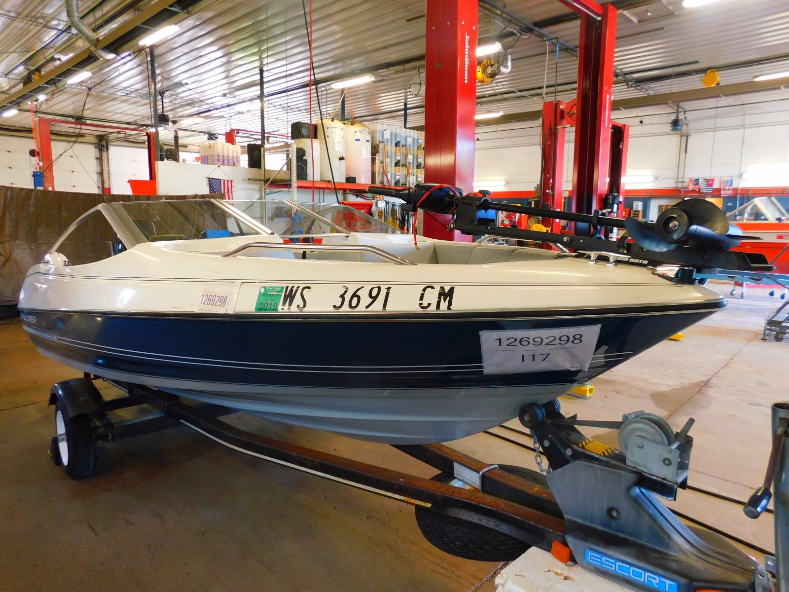 17' Bayliner Capri 70HP Force Outboard Escort Trailer T1269298