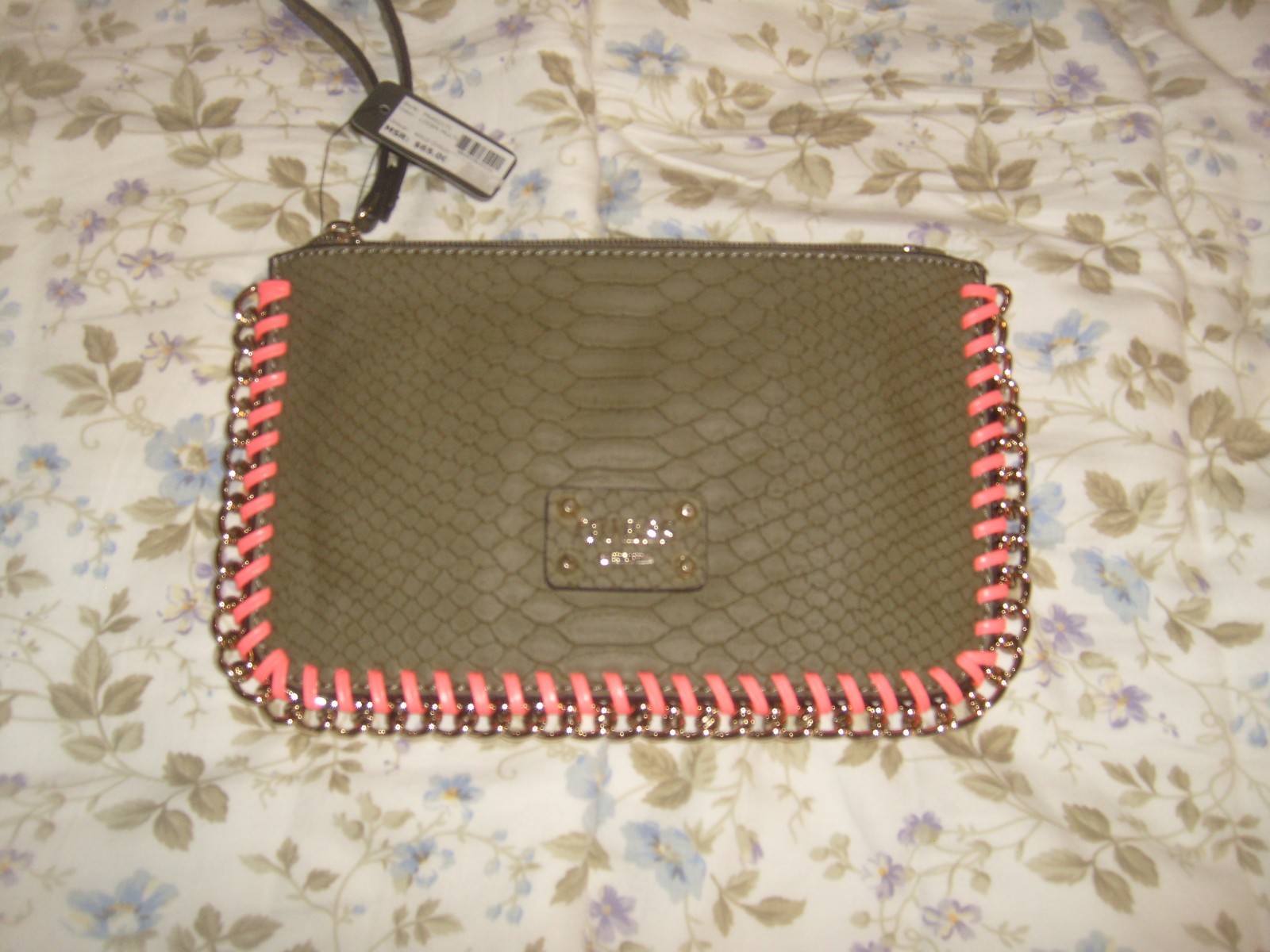 NWT Lot of 4 Wallets by Guess, Jonathan Adler, & XOXO Retail $236 Free Shipping