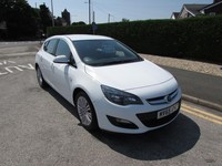 2015 Vauxhall Astra 1.6i 16V Excite 5dr HATCHBACK Petrol Manual