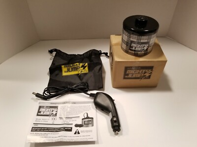 AUTO SMITH MIGHTY JUMP PRO MJ01-17 White/Black in color 