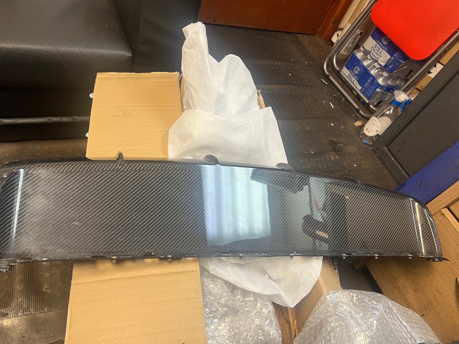Porsche Cayenne 9Y0 OEM Carbon Rear Diffuser 9Y0807834 Genuine NEW (Bumper)