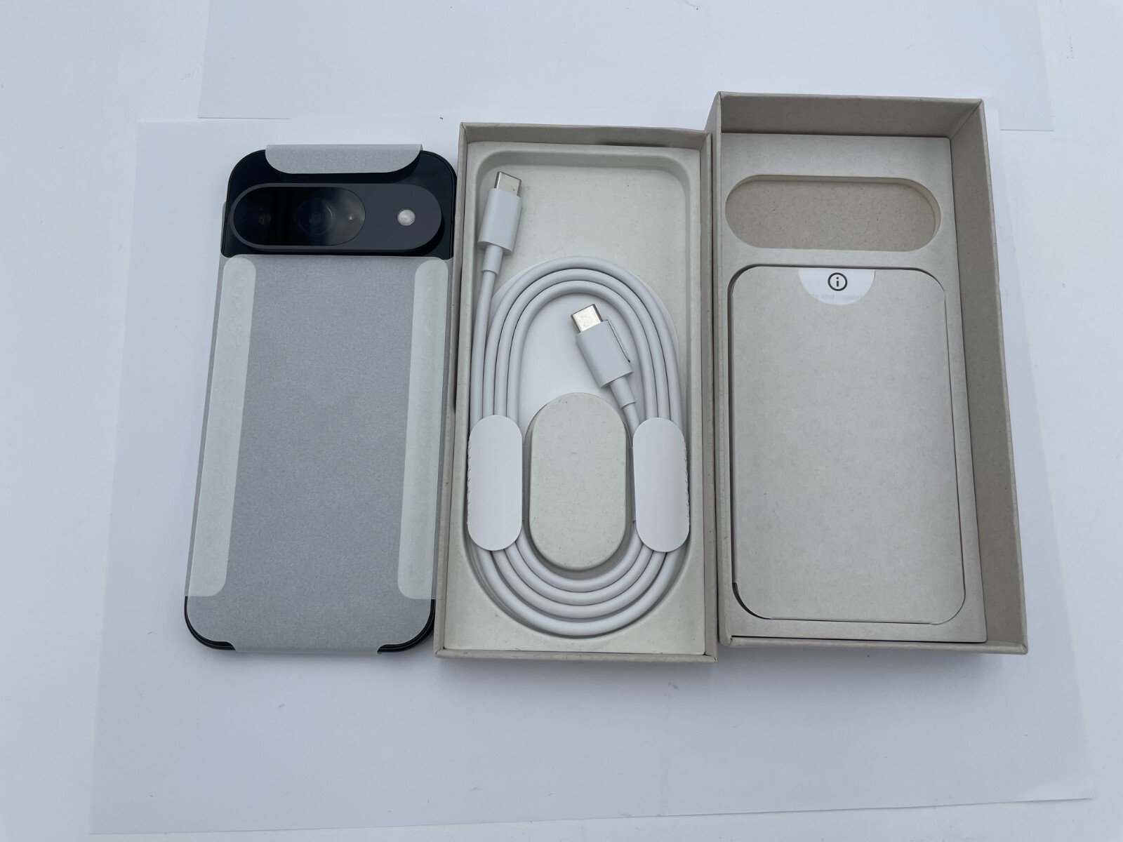 Google Pixel 9 - 128 GB - Obsidian (Unlocked) - GA05226-CA Google Pixel 9 - 128 GB - Obsidian (Unlocked) - GA05226-CA