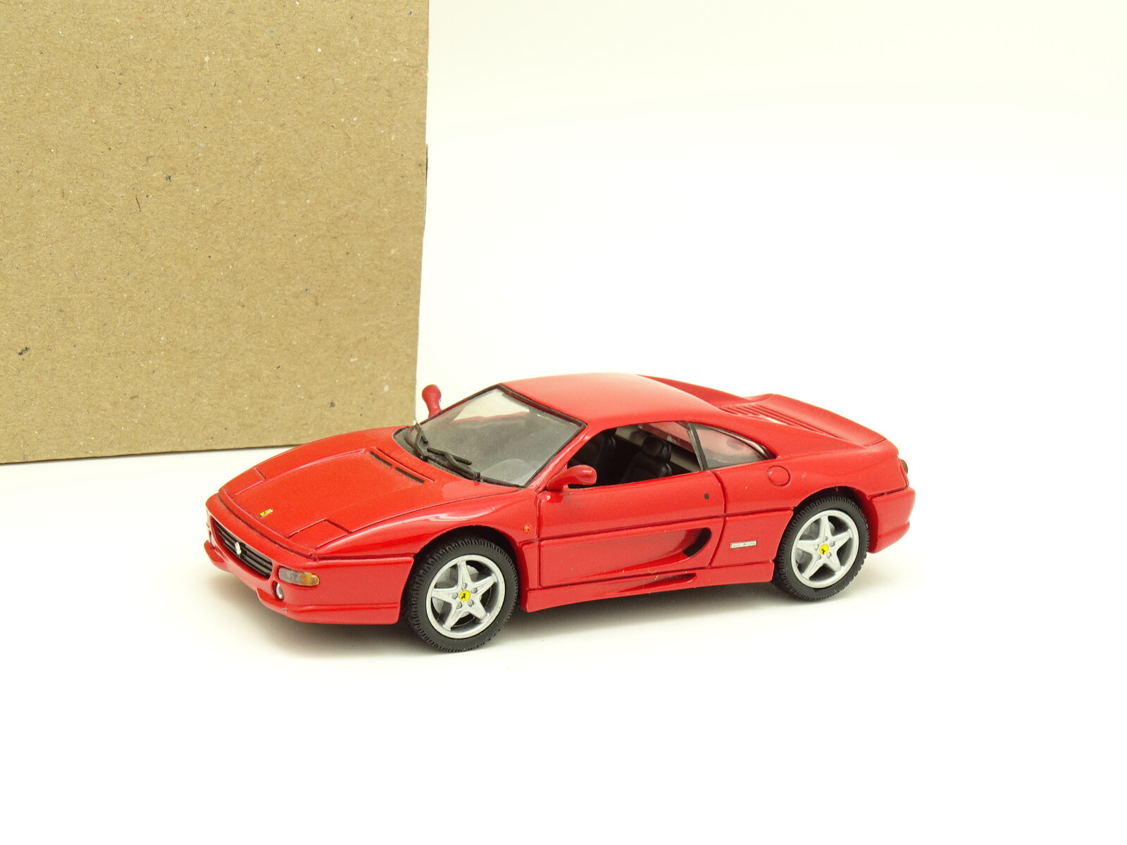 UTモデル　1/18 フェラーリ355 中古美品 UTモデル 1/18 フェラーリ355 中古美品 1:18 UT Models Ferrari