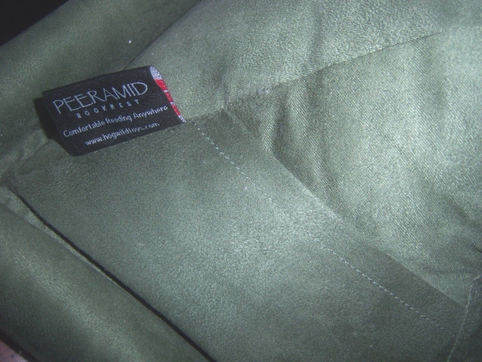 Lot of 2 Hog Wild Peeramid BookRests Book Reading Accessories Purple Green