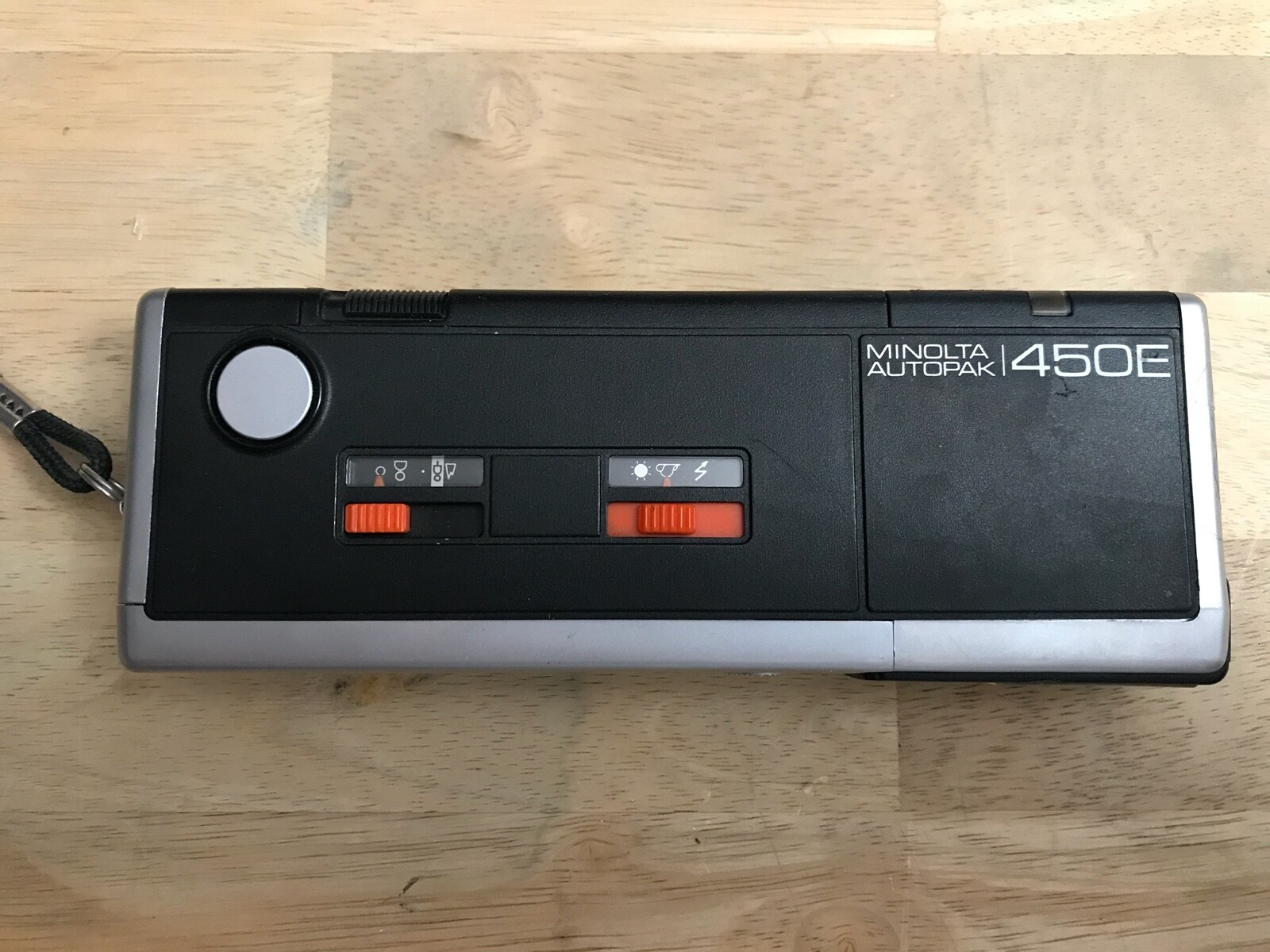 Vintage Instant Pocket Camera Minolta Autopak 450e | eBay Vintage Instant Pocket Camera Minolta Autopak 450e | eBay