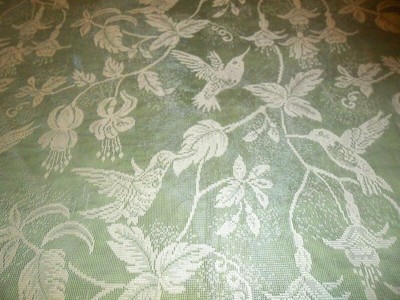 VINTAGE  IVORY  LACE CURTAIN PANEL  -BIRDS- HUMMINGBIRDS - FLOWERS  - 58 X 62