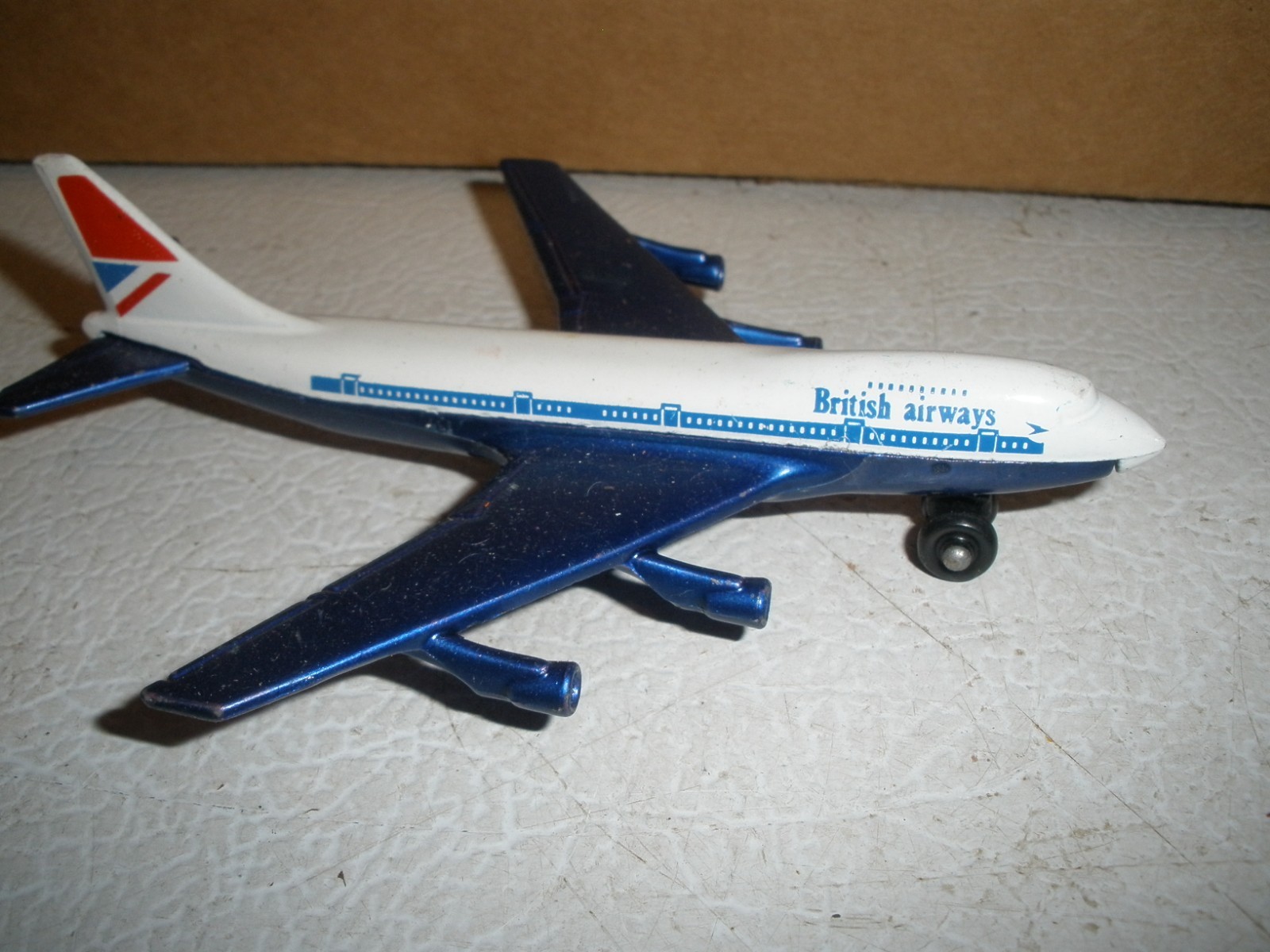 ミニカー MATCHBOX No58 BRITISH EUROPEAN AIRWAYS Vtg Lesney Matchbox No.58 BEA Coach British European Airways