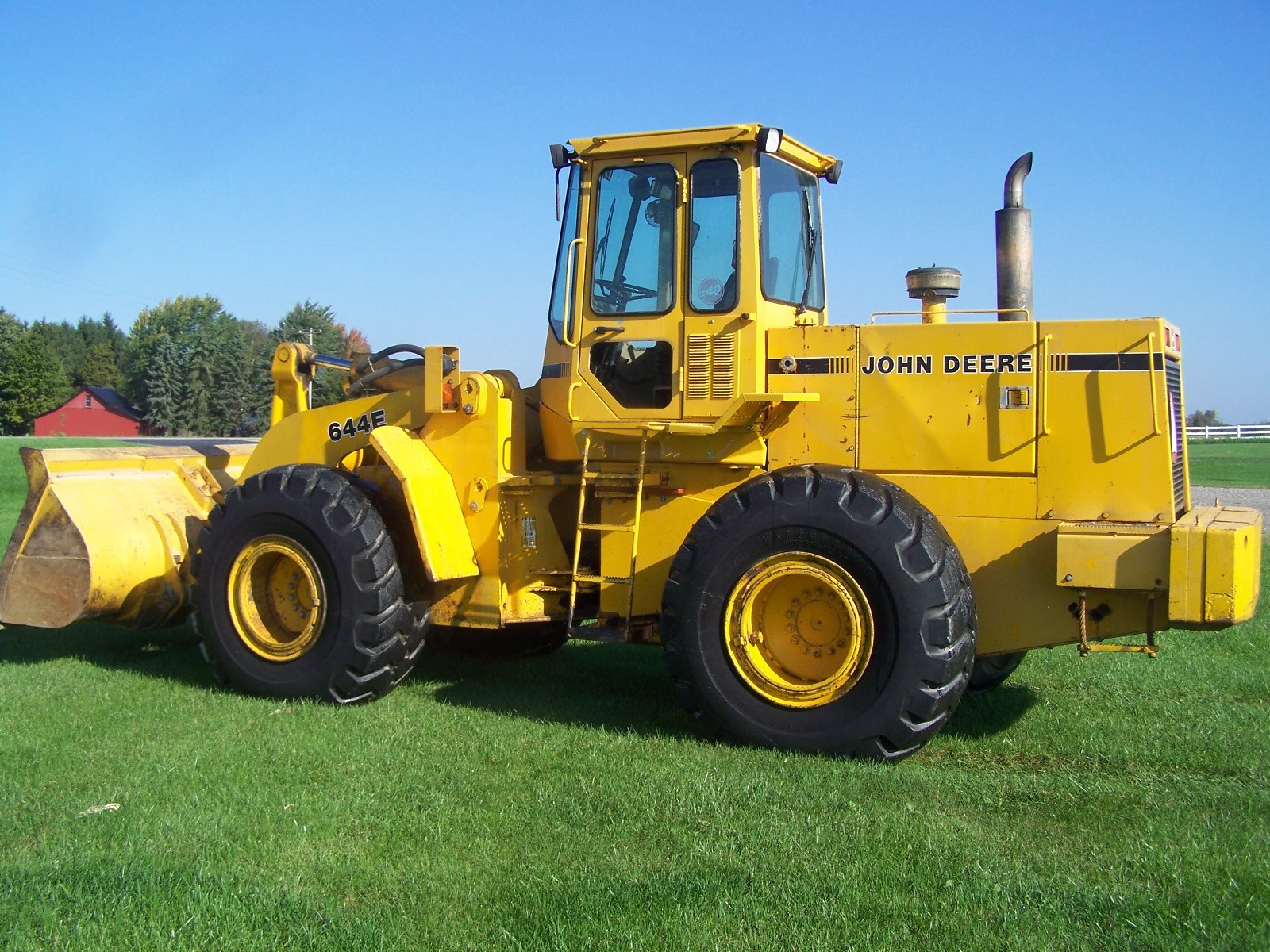 92 John Deere 644E Wheel Loader