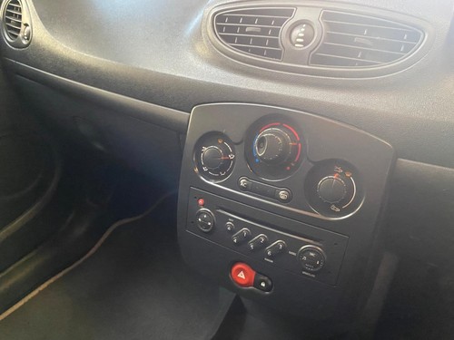 Renault Clio image