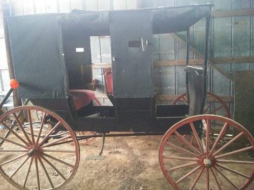 Antique Amish Made wagon $1500 obo call or text 580-236-7842