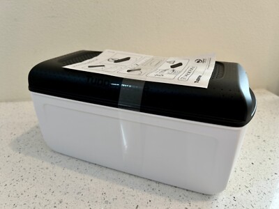 TUPPERWARE Junior BREADSMART Innovative Bread Keeper Bin - NEW UNUSED
