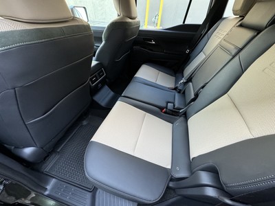 image 13 of interior