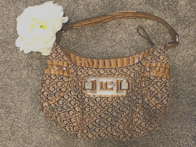 Buckle clearance guess purse