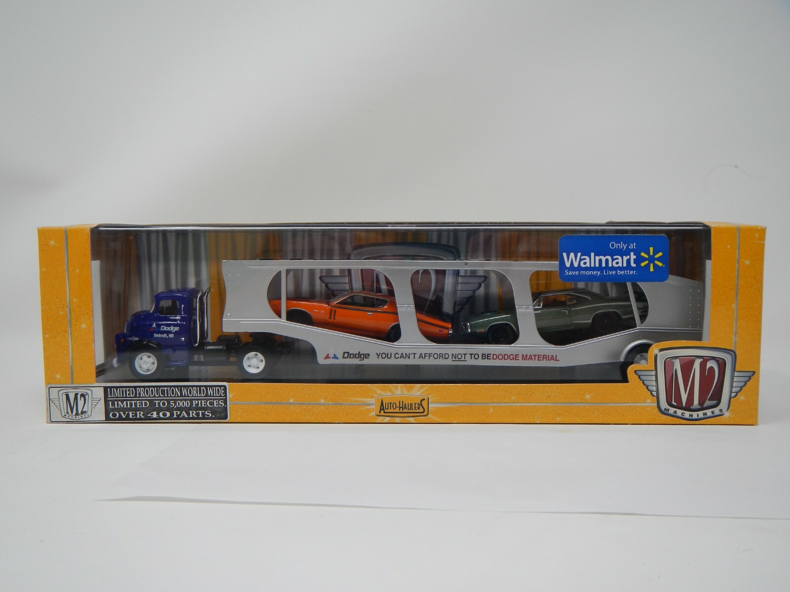 M2 Machines Auto-Hauler 57 Dodge COE, 70 Dodge Super Bee 383