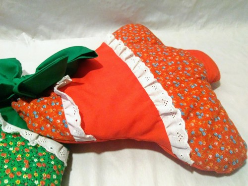 Handmade Christmas Trees Wall Hanging Applique Bells Sewn Bow Ceiling Red Green